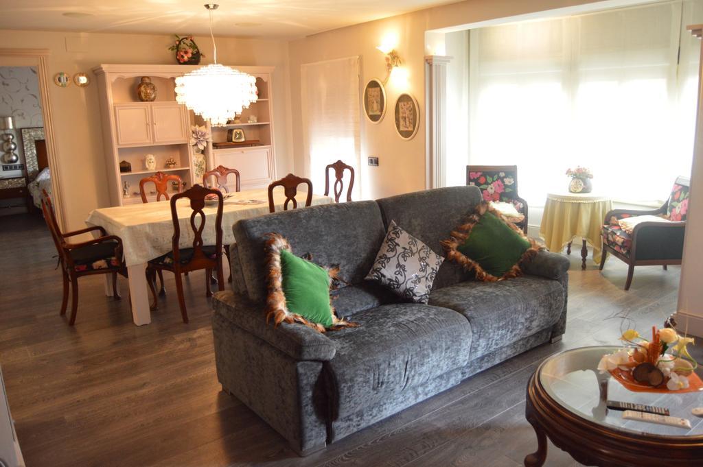 Tarragona Suites Prat De La Riba Exteriér fotografie